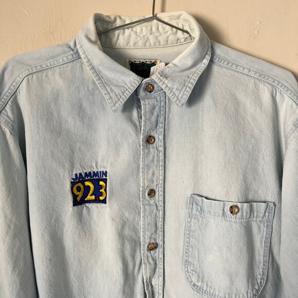 Vintage 90's JAMMIN 92.3 Button Down Chambray Shirt USA Made Size XL - Picture 4 of 12